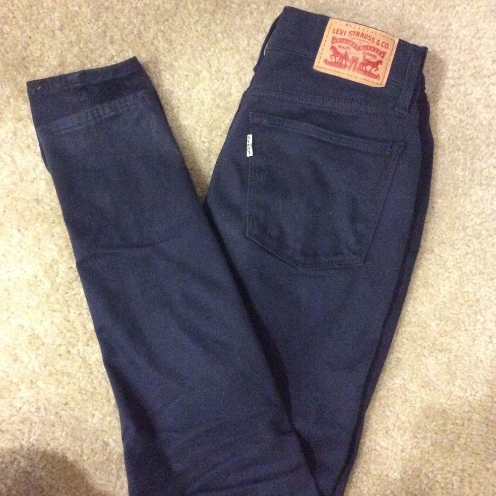 Levi’s skinny pants